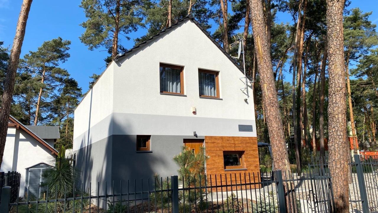Grey House Villa Boszkowo Exterior foto